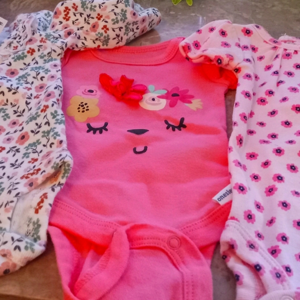 Baby preemie onsies